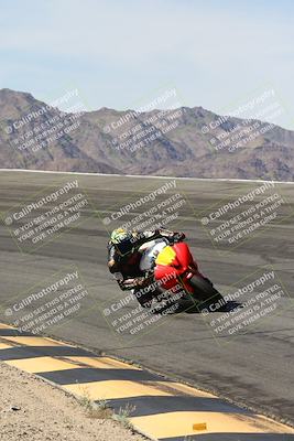 media/May-10-2025-Race Pace (Sat) [[db32fef2da]]/Vested/4-Bowl Set 2 (910am)/